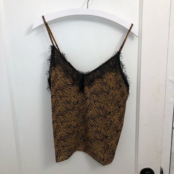 Lush 🐆 lace trim animal print top NWT - Picture 4 of 5